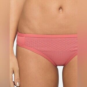 NWT TAVIK TEXTURE BIKINI BOTTOM IN COLOR ROSE. SIZE SMALL